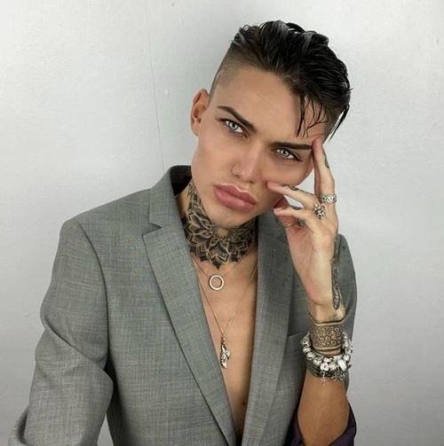 章若楠原名 章若楠原名叫啥 章若楠原名 章若楠原名叫啥