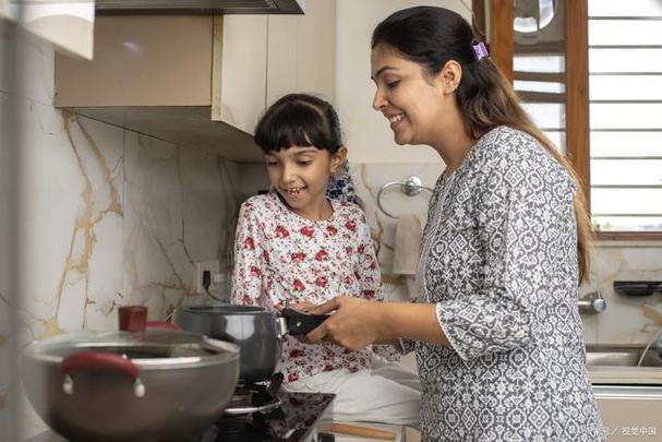 本田圭佑老婆_本田圭佑老婆颜值爆表 本田圭佑老婆_本田圭佑老婆颜值爆表