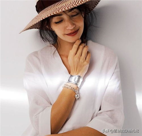 伏明霞老公身价多少亿 伏明霞老公身价多少亿