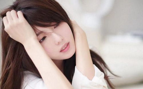 男子偶遇野生大熊猫卑微求让路 男子偶遇野生大熊猫卑微求让路